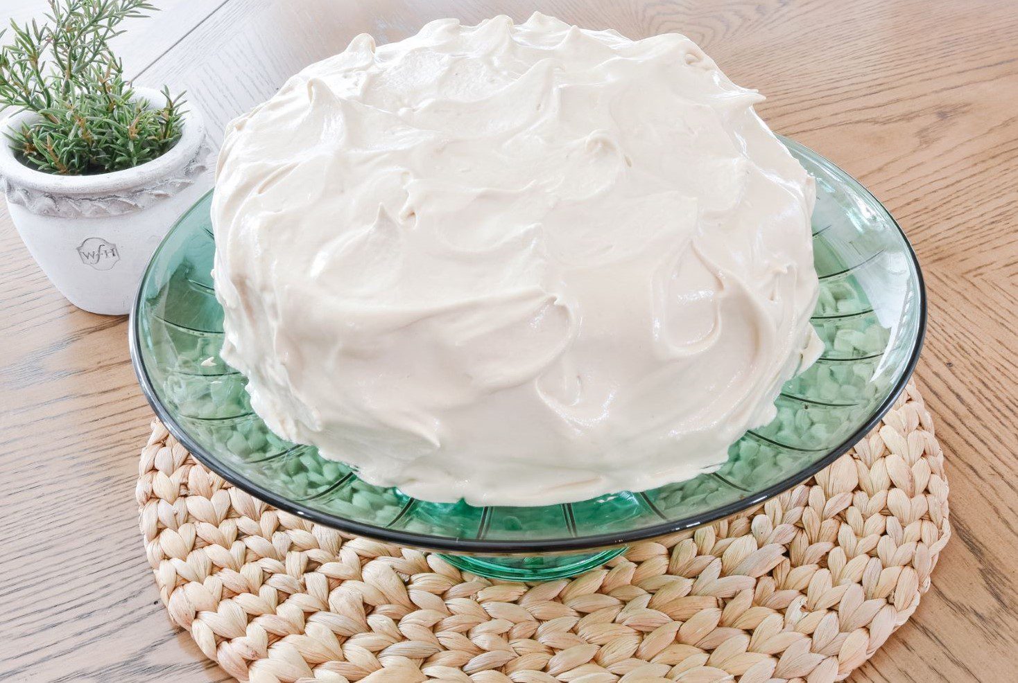 Nan’s Double Boiled Icing: A Timeless Classic