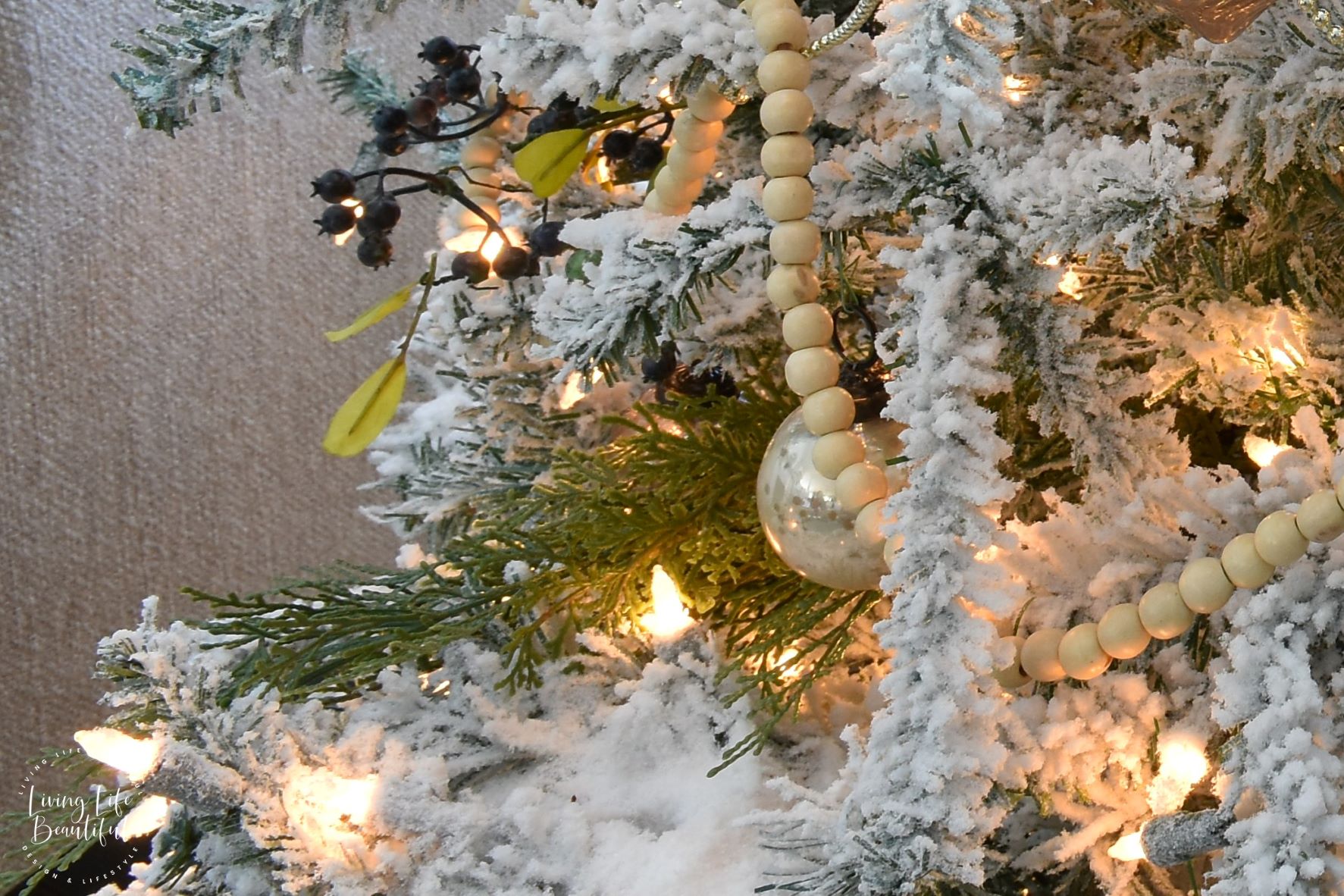 Top 5 Christmas Tree Decorating Styles  To Try