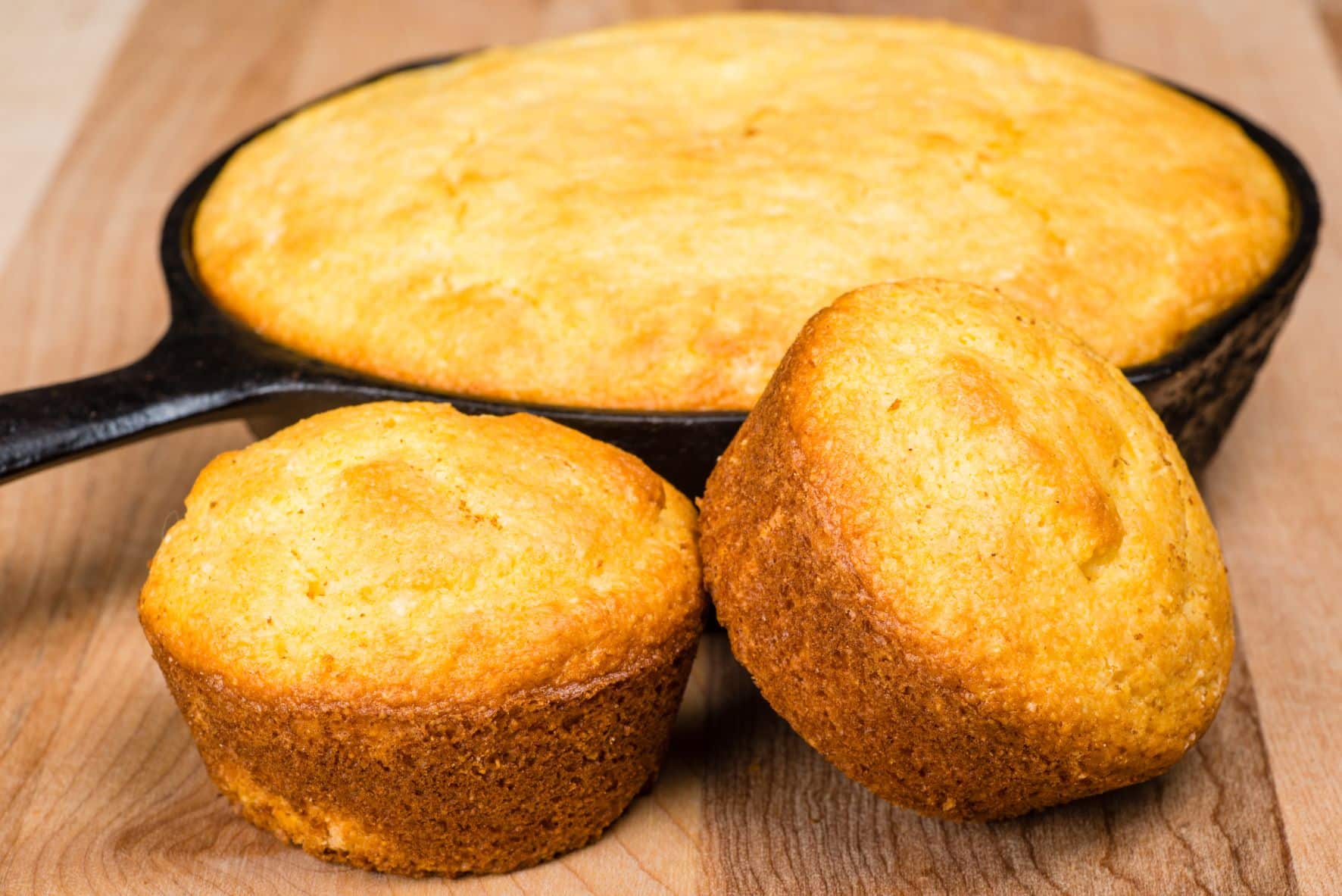 A Recipe for Delicious Cornbread: Simple & Sweet