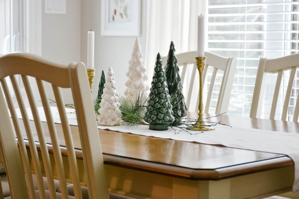 simple christmas table decorations