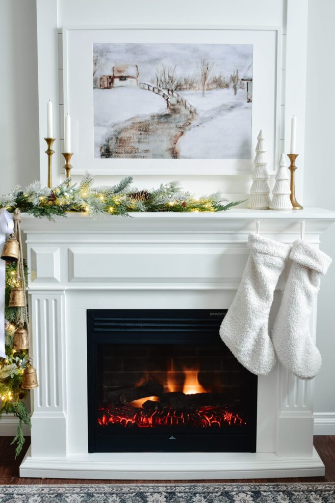 how to decorate a mantel for christmas