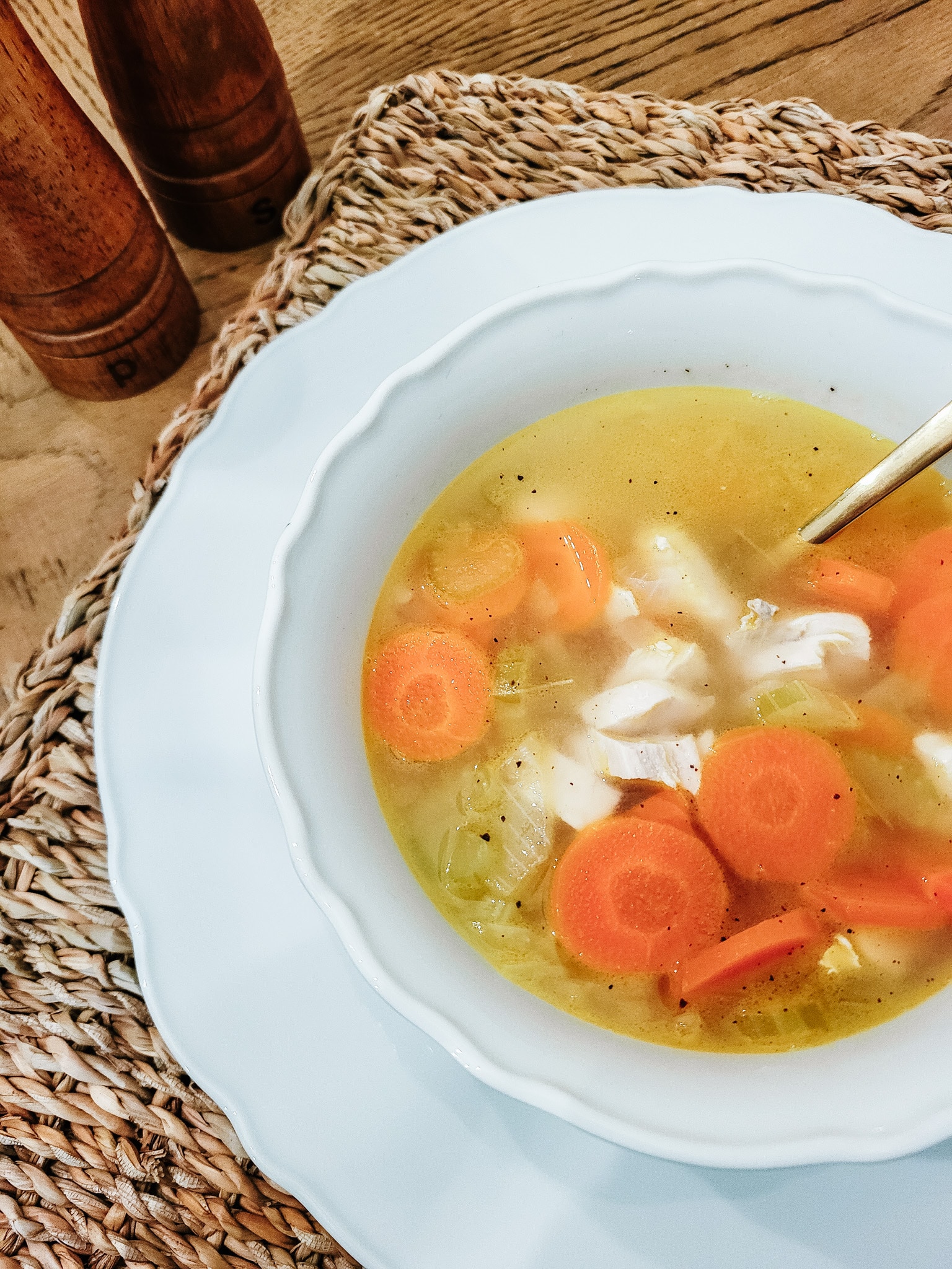 Warming and Delicious Low-Carb Chicken Soup Recipe
