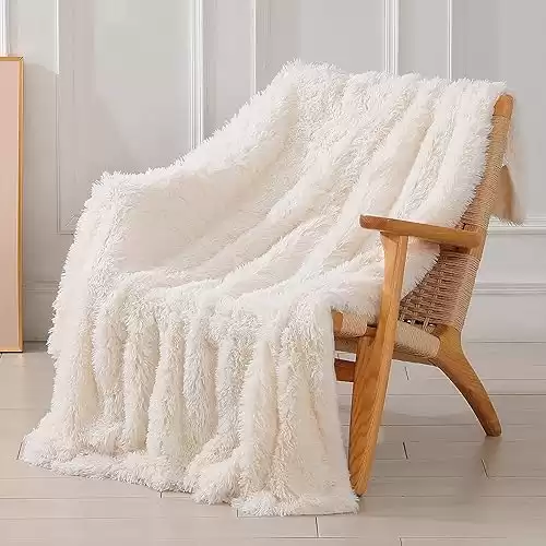 Decorative Soft Faux Fur Blanket,Solid Reversible Fuzzy Double Layer Lightweight Long Hair Shaggy Blanket,Fluffy Warm Cozy Plush Fleece Microfiber Fur Blanket for Couch (Cream White, Twin-70" x 7...