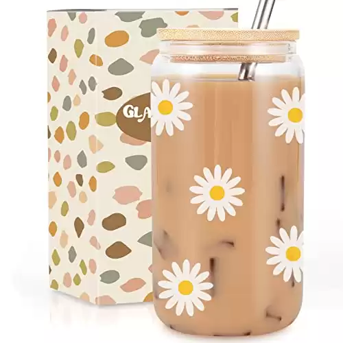 GSPY Daisy Aesthetic Cups, Iced Coffee Cup, Cute Glass Cups with Lids and Straws - Iced Coffee Glasses, Flower Mug Cup, Glass Tumbler - Mothers Day, Birthday Gifts for Women, Coffee Lovers
