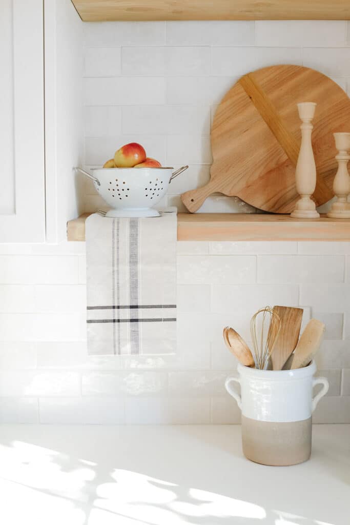 how to organize a kitchen